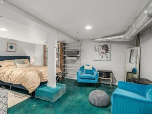 1 chambre, fer et planche à repasser, accès Internet, draps fournis