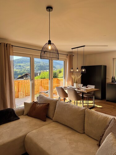 New building, mountain view, within walking distance, underground parking, top