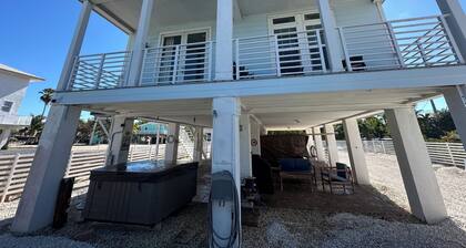Paradise house 3-bedroom house with AC in Summerland Key