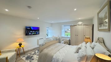 1 bedroom, desk, iron/ironing board, travel cot