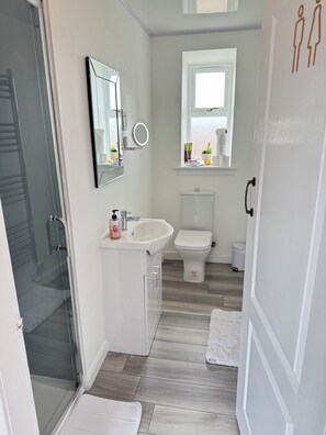 Shower, hair dryer, towels, soap - Altons Bothy Guest House entire property & free parking 
Inverurie Aberdeenshire (Inverurie)