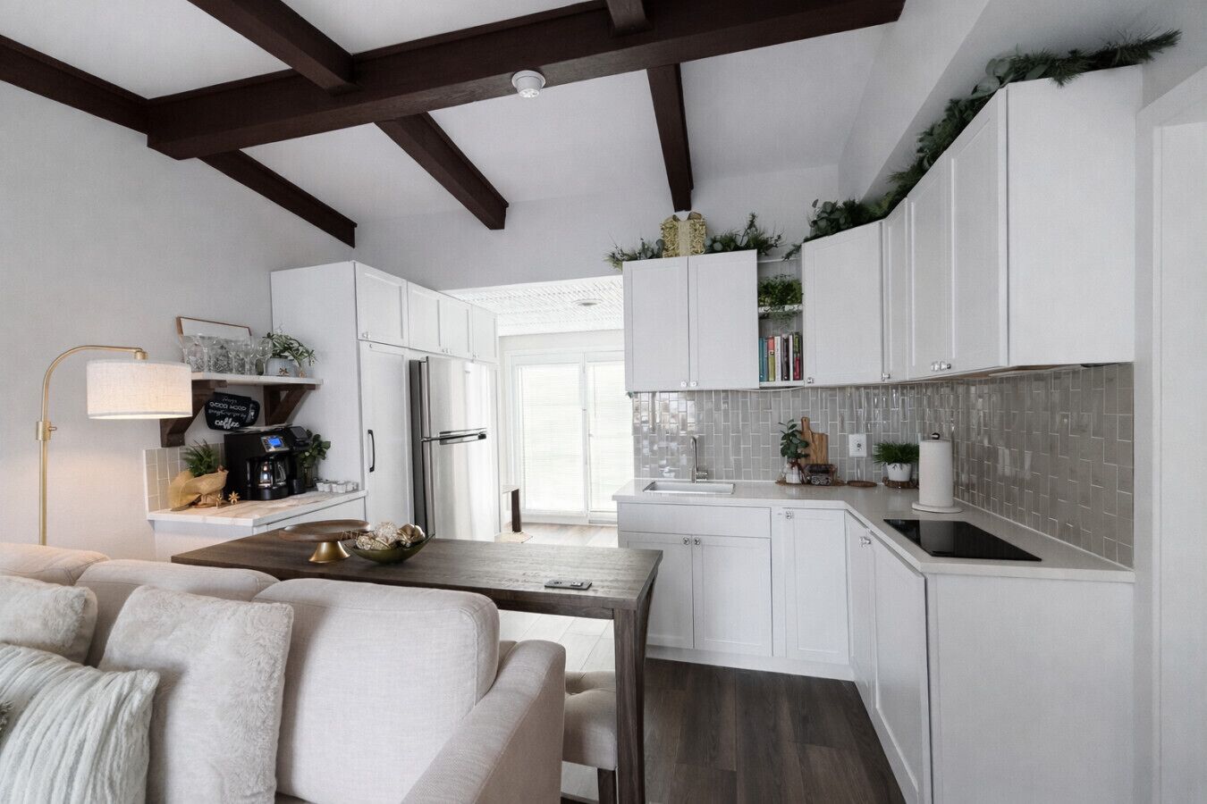 冰箱、微波炉、炉灶、洗碗机