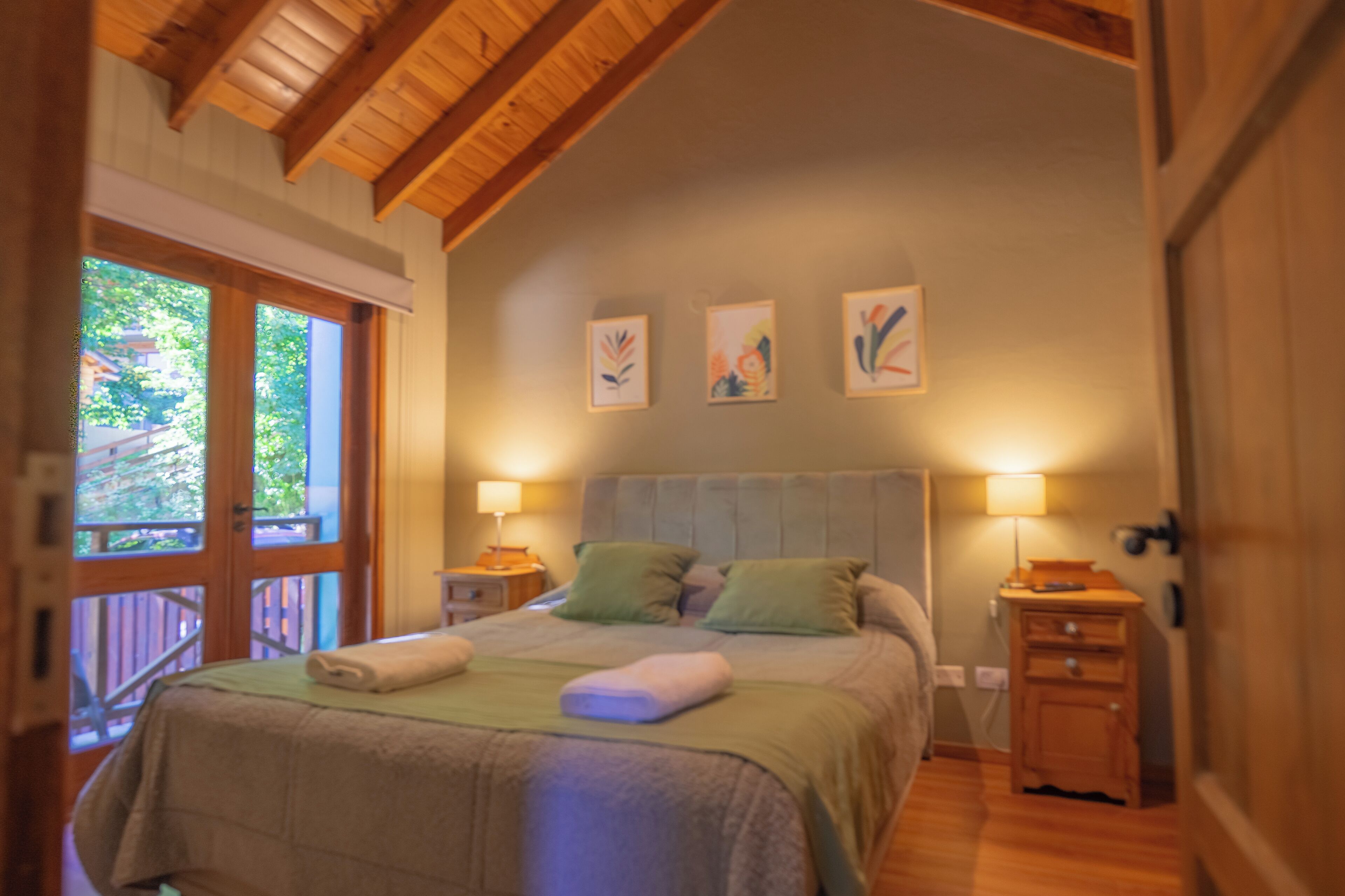 2 chambres, bureau, Wi-Fi gratuit, draps fournis
