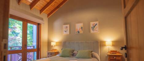 2 chambres, bureau, accès au Wi-Fi (inclus), literie fournie