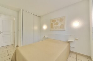 1 chambre, fer et planche Ă repasser, Wi-Fi