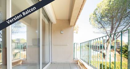 T2 apartment with balcony / pool