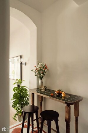 Desk, free WiFi - City Apartment Walk to Bui Vien (ben thanh)