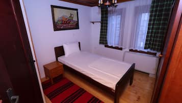Standard Single Room | Free WiFi
