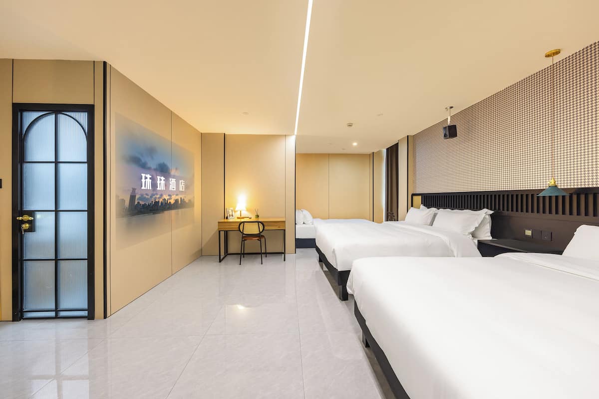 ห้องพรีเมียร์ทริปเปิล | ผ้าปูที่นอนฝ้ายอียิปต์, เครื่องนอนระดับพรีเมียม, ผ้านวมขนเป็ด