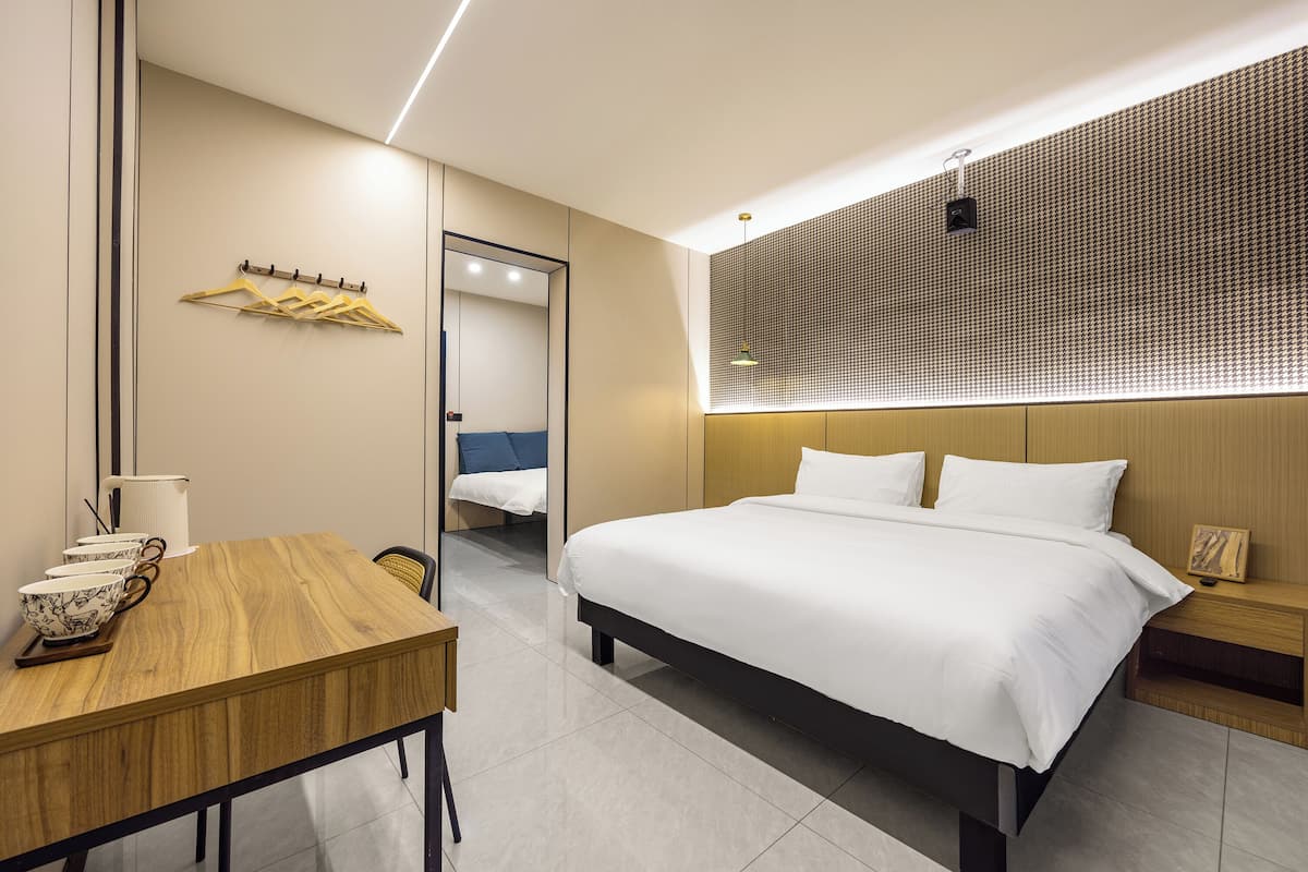 Egyptian cotton sheets, premium bedding, down duvets, memory-foam beds