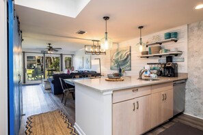 Condo, Multiple Beds, Balcony, Pool View (322 Captain John Fripp VIlla) | Interior