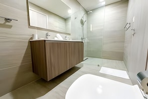 Hair dryer, towels