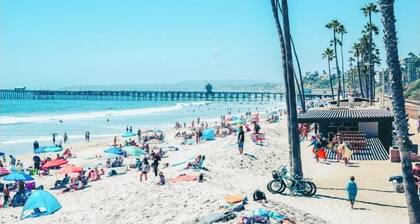 Big 4-bedroom House close to Beach in San Clemente