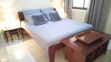 4 habitaciones, tabla de planchar con plancha y wifi gratis