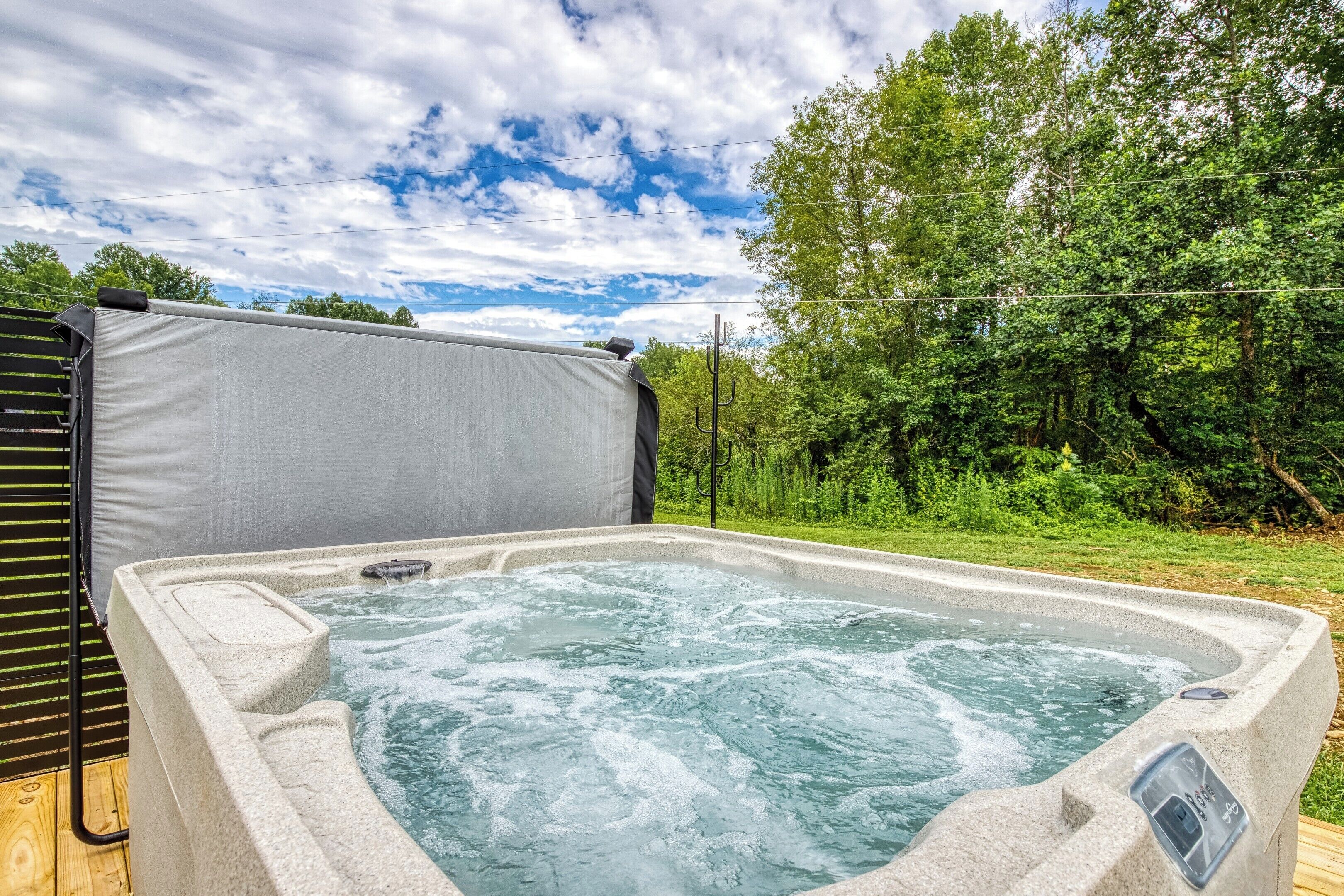 Bañera de hidromasaje exterior