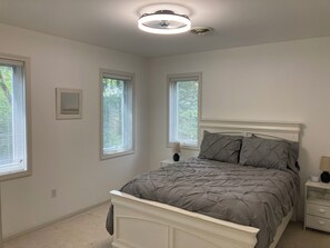 3 chambres, accès à Internet, literie fournie