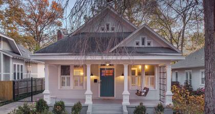 Hot Tub & Game Room~ Private Cooper-Young Bungalow - Fire Pit