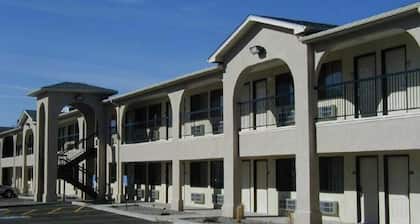 American Inn & Suites