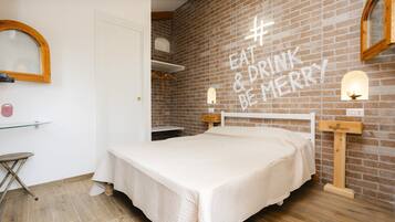 Design-Ferienhütte | Minibar, Bügeleisen/Bügelbrett, kostenloses WLAN, Bettwäsche