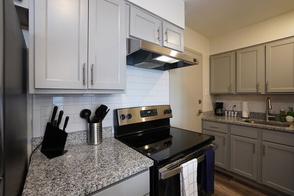 Microwave, oven, stovetop, dishwasher