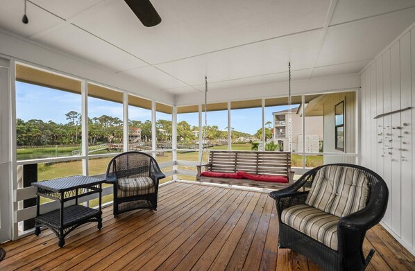 House, Multiple Beds, Patio (419 Tarpon) | Interior