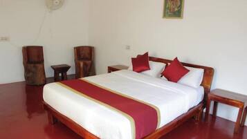 1 bedroom, bed sheets