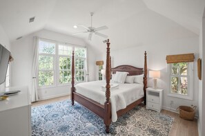 House, Multiple Beds, Balcony, Ocean View (723 Seahorse Rd) | 5 bedrooms, individually decorated, individually furnished