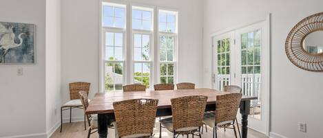 Casa, varias camas, balcón, vista al océano (723 Seahorse Rd) | Restaurantes