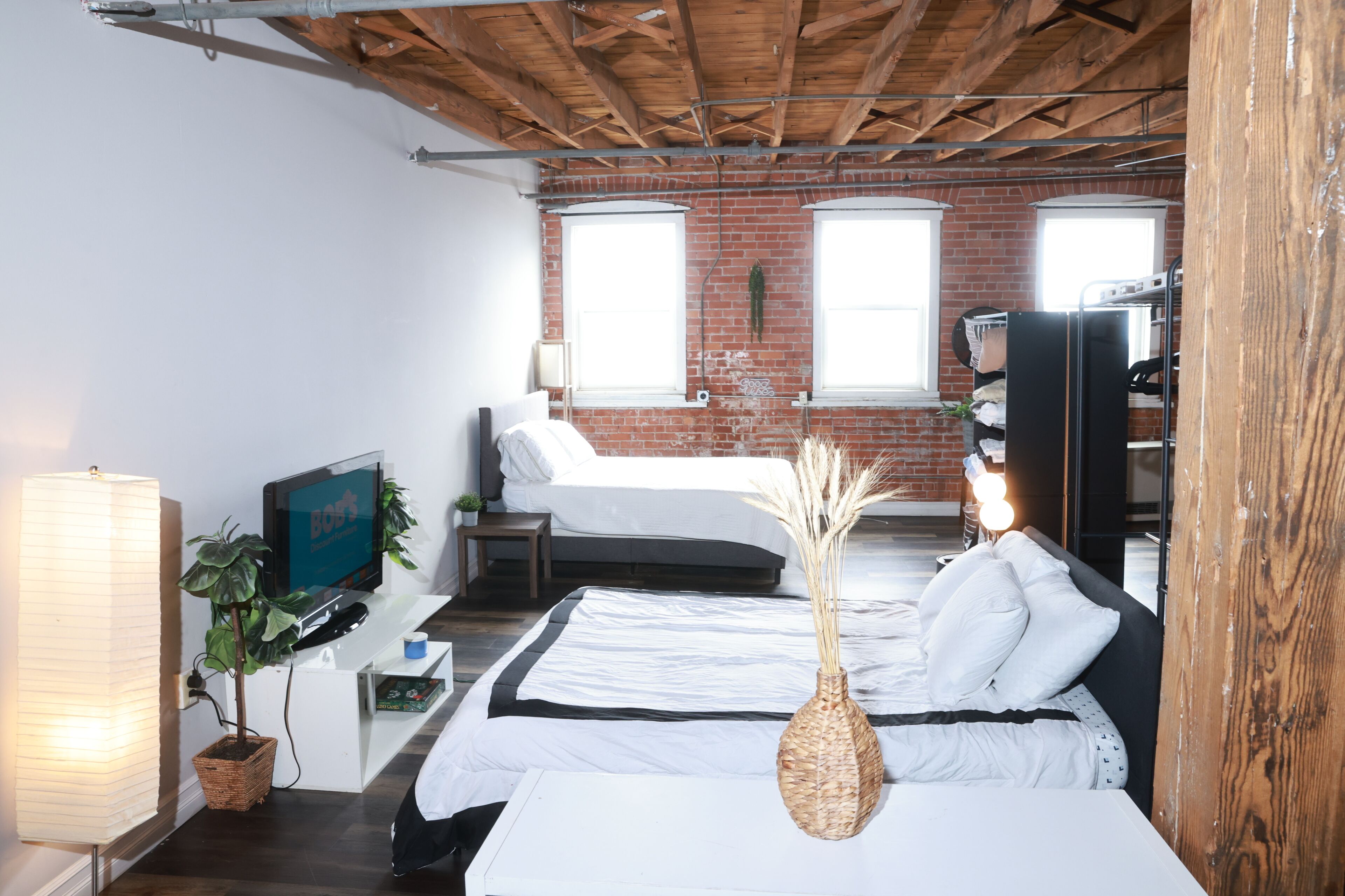 1 bedroom, WiFi, bed sheets