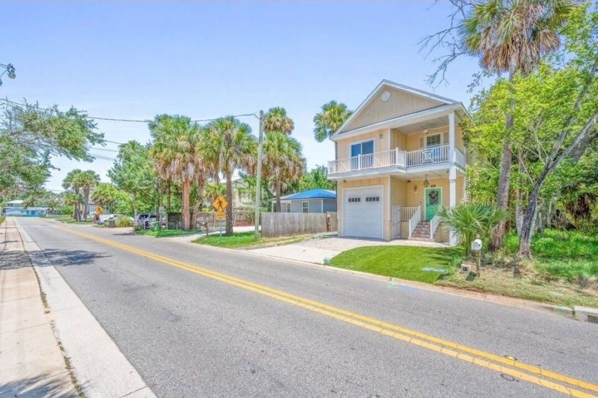 Photo 26 of Riberia Riviera. A charming spacious 3/2 in heart of Old City