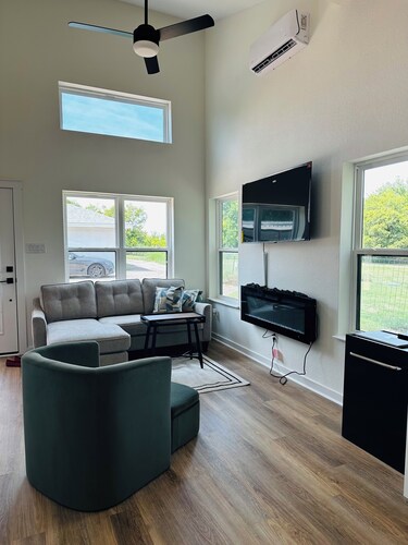 New 1B1B on 3 acres in Crowley, TX. Suburban tranquility, urban accessibility.