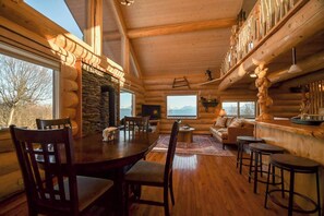 تناول الطعام