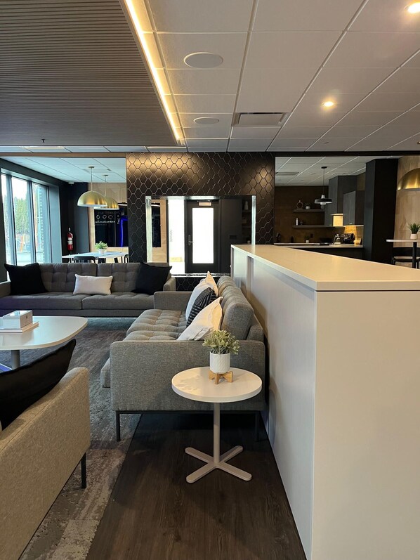 TV connectée, table de tennis de table