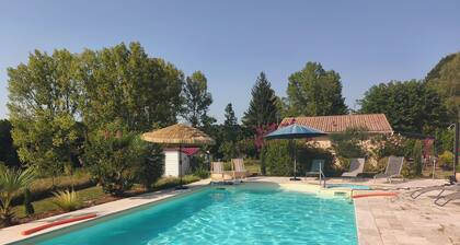 Gßte avec piscine chauffée