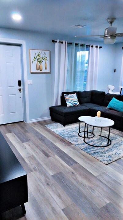 Cozy 3 BR Family Home Near OU Hospital