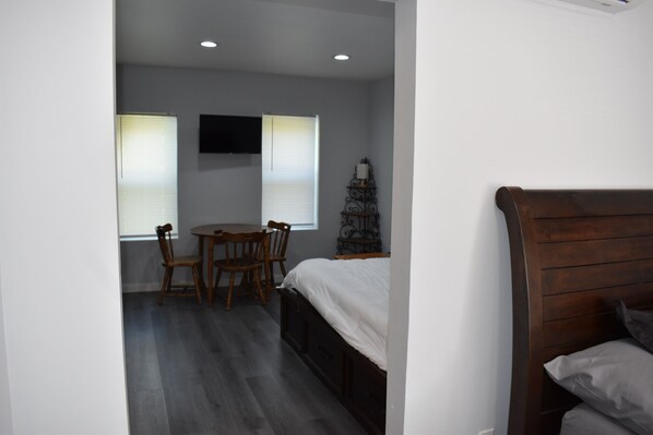 2 bedrooms, free WiFi, bed sheets