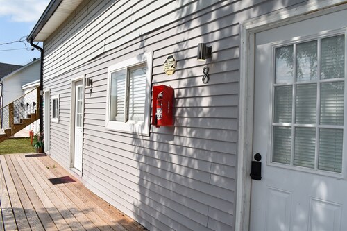 Tannersville Village on SawMill Creek Room #6 - 1 Queen