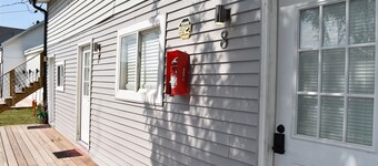 Tannersville Village on SawMill Creek Room #8- 2 Queen Bd