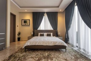 Luxury Villa, 4 Bedrooms | Iron/ironing board, free WiFi