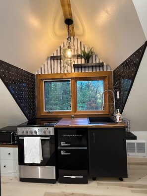 Microwave, oven, stovetop
