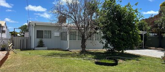 Mulberry Cottage: relaxing times with friends, family - and fishing!