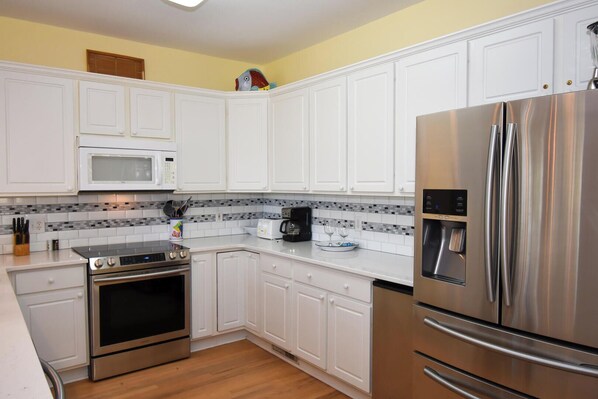 House, Multiple Beds, Balcony (79 Ocean Creek) | Private kitchen - Spacious 4-bed, 4-bath Home in the Heart of Fripp Island (Fripp Island)