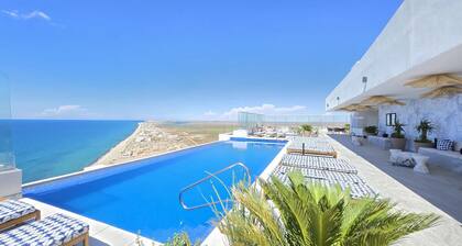 Encantame Towers 2Bedrom| Rooftop Pool |Lazy River