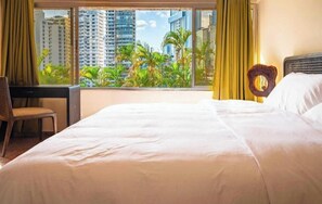 1 bedroom, desk, free WiFi, bed sheets