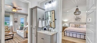 Farm House @ Tres Molinos Hill Country Ranch & Resort