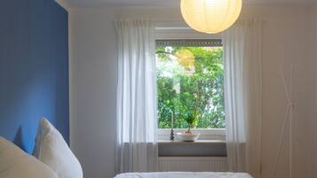 5 Schlafzimmer, Zimmersafe, Bügeleisen/Bügelbrett, Reisekinderbett