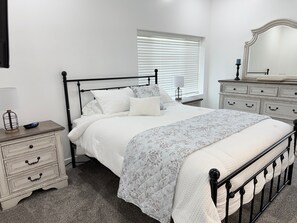 3 Schlafzimmer, Bügeleisen/Bügelbrett, WLAN, Bettwäsche