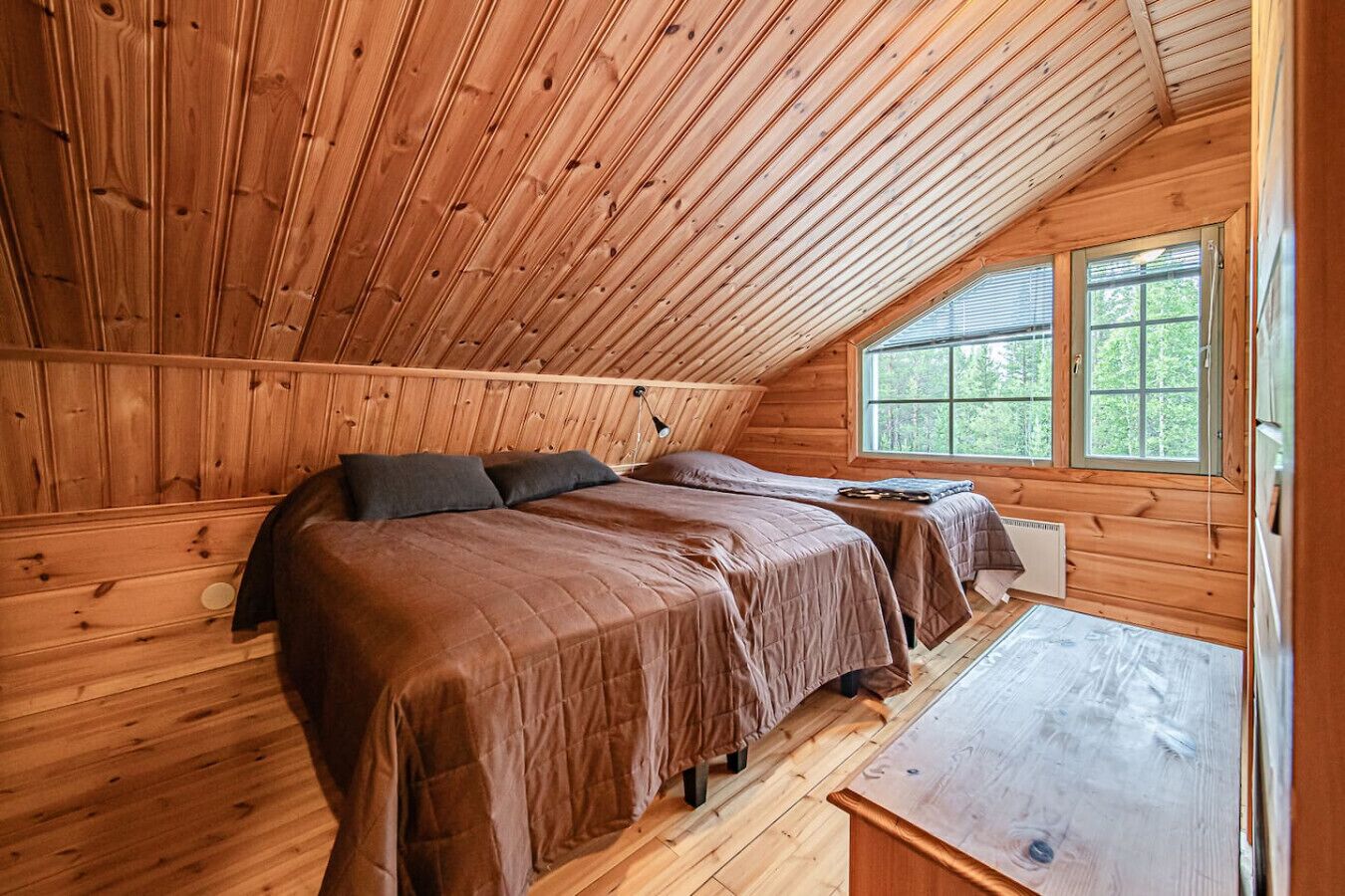 5 makuuhuonetta, ilmainen Wi-Fi, vuodevaatteet