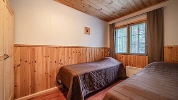 5 makuuhuonetta, ilmainen Wi-Fi, vuodevaatteet