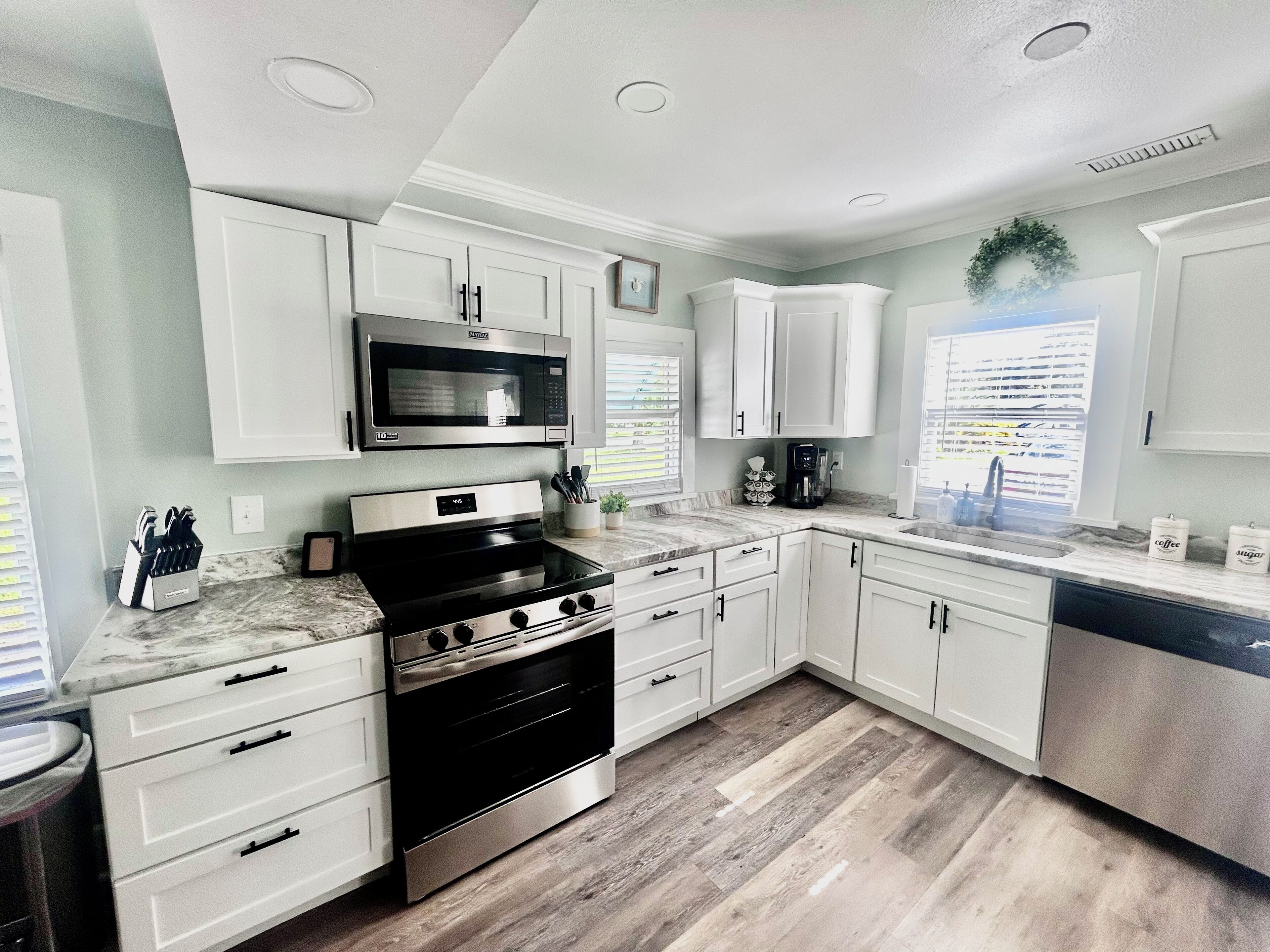 Microwave, oven, stovetop, dishwasher